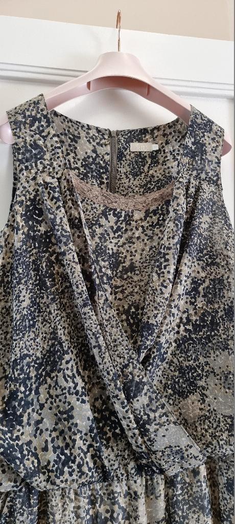 Jacqueline Riu jumpsuit - Maat 42, Kleding | Dames, Jumpsuits, Zo goed als nieuw, Maat 46/48 (XL) of groter, Roze, Ophalen of Verzenden