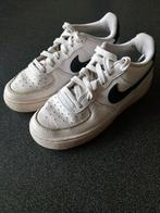 Sneakers Nike - maat 35,5, NIKE, Gebruikt, Jongen of Meisje, Schoenen