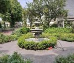 Compacte fontein met rand inclusief montage, Tuin en Terras, Waterpartijen en Fonteinen, Ophalen of Verzenden, Nieuw, Beton, Fontein