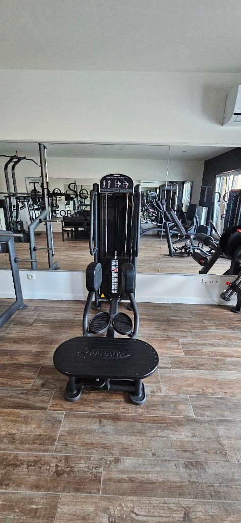 Panatta EVO Standing Abductor Machine 1FE096, Sport en Fitness, Fitnessapparatuur, Zo goed als nieuw, Overige typen, Armen, Benen