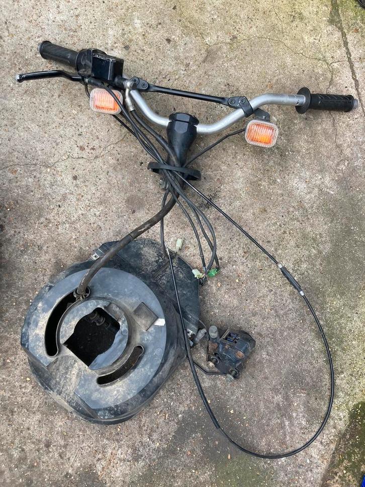 Guidon naked booster Spirit, Fietsen en Brommers, Brommeronderdelen | Scooters, Zo goed als nieuw, Yamaha, Overige typen, Ophalen of Verzenden