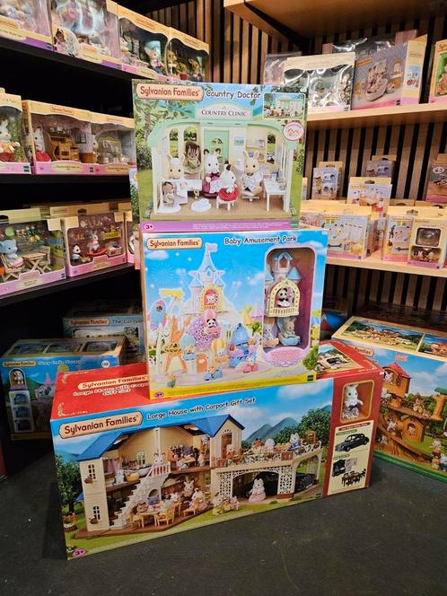 Sylvanian Families Groot landhuis met Carport en auto, Kinderen en Baby's, Speelgoed | Poppenhuizen, Nieuw, Ophalen of Verzenden