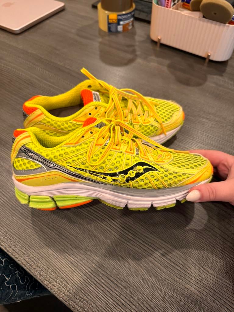 Saucony Jazz 17 hardloopschoenen, Sport en Fitness, Loopsport en Atletiek, Zo goed als nieuw, Hardloopschoenen, Hardlopen, Saucony