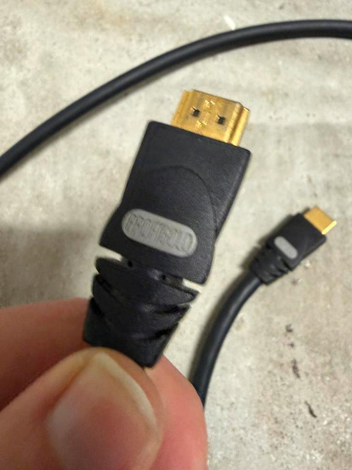 Profigold Hdmi Kabel 2 meter in zeer goede staat! High speed, TV, Hi-fi & Vidéo, Câbles audio & Câbles de télévision, Utilisé