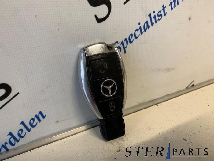 Clé d'un Mercedes C-Klasse, 3 mois de garantie, Utilisé, -, -