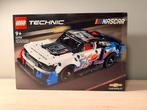 Lego NASCAR Chevrolet Camaro (42153), Ophalen of Verzenden, Nieuw, Complete set, Lego