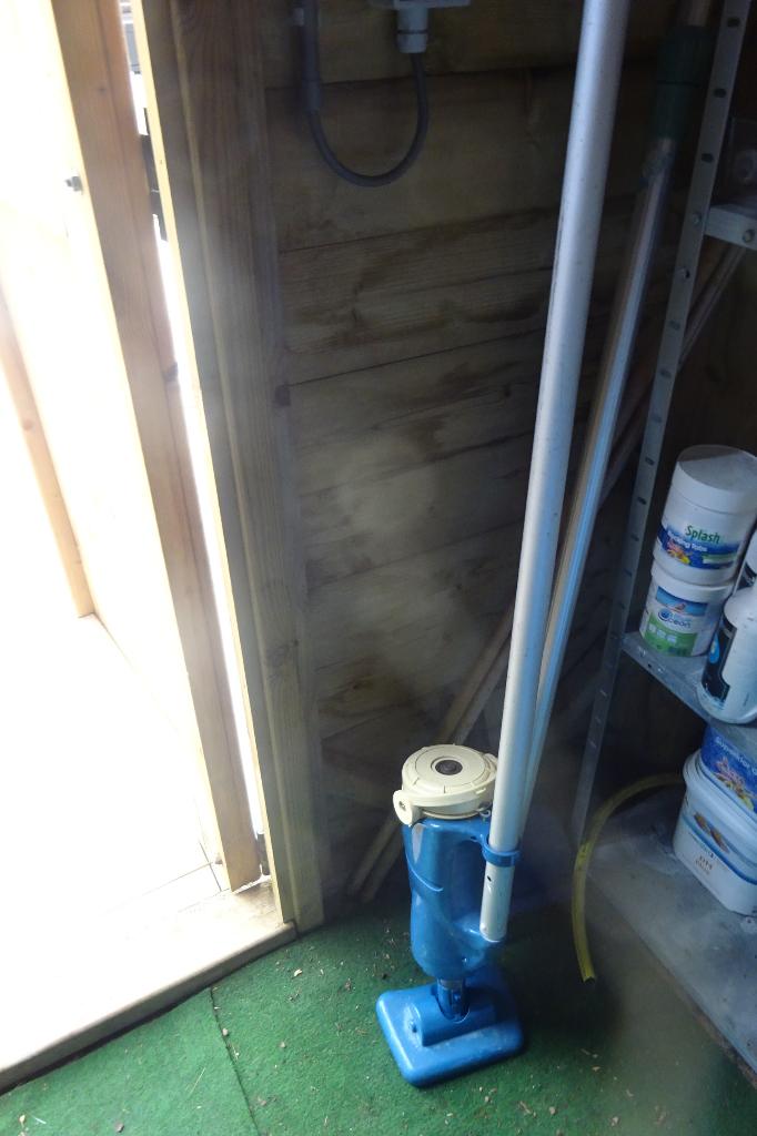 aspirateur piscine, Jardin & Terrasse, Enlèvement, Utilisé