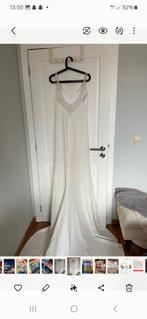 Robe marie jamais portée, Enlèvement, Robe de mariée