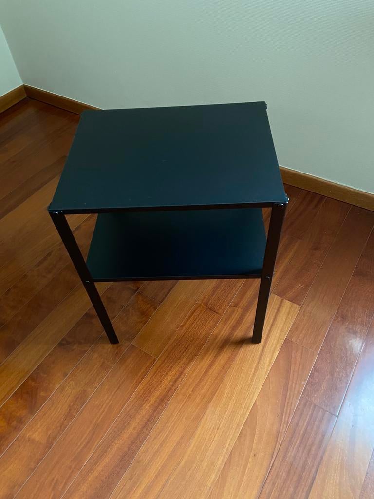 Nachtkastje/bijzettafel, Ophalen, Zo goed als nieuw