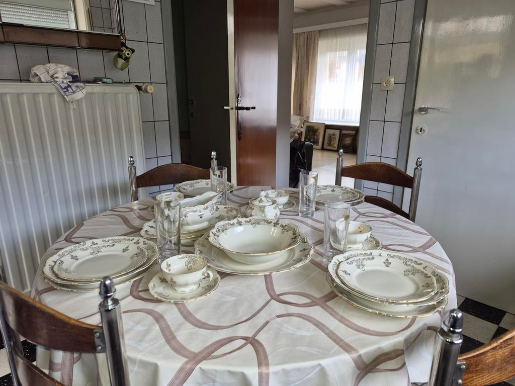 Eetservies ecru porselein, Huis en Inrichting, Keuken | Servies, Ophalen