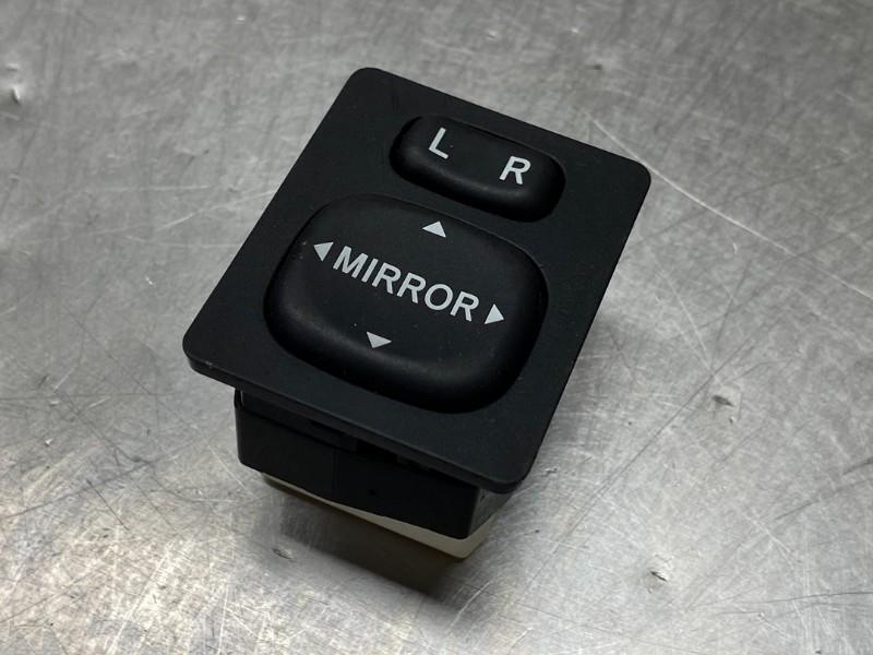 COMMUTATEUR RÉTROVISEURS Subaru Trezia (|769746|), Utilisé, Subaru
