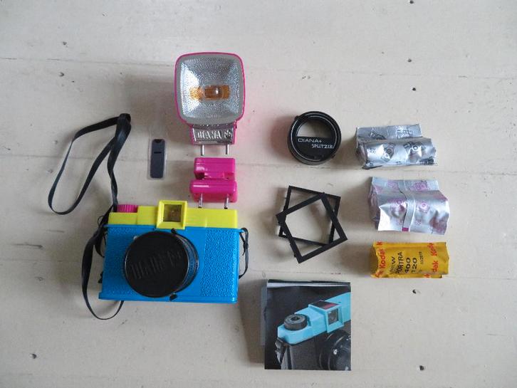 Diana F+ lomography set, Audio, Tv en Foto, Fotocamera's Analoog, Zo goed als nieuw, Ophalen of Verzenden