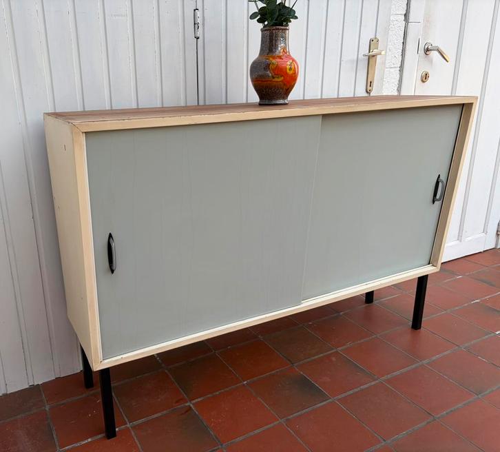 Buffrt/meuble de rangement rétro vintage, Maison & Meubles, Armoires | Buffets, Utilisé, Avec porte(s), Enlèvement