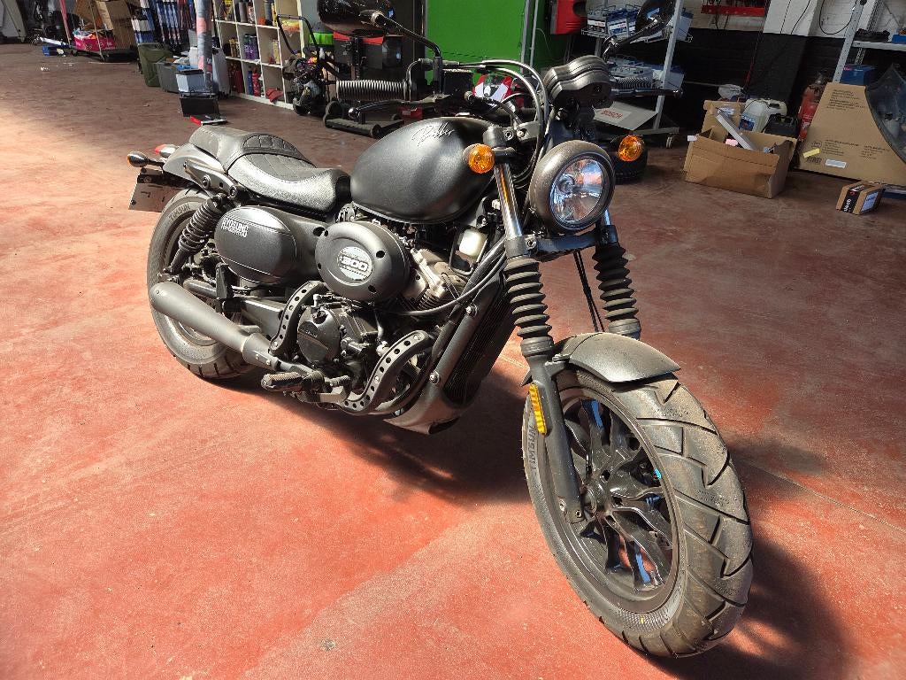 Hyosung bobber gv300s / 1483km!/sportuitlaat, Motos, Motos | Hyosung, 300 cm³, Entreprise, 2 cylindres, Contrôle de traction