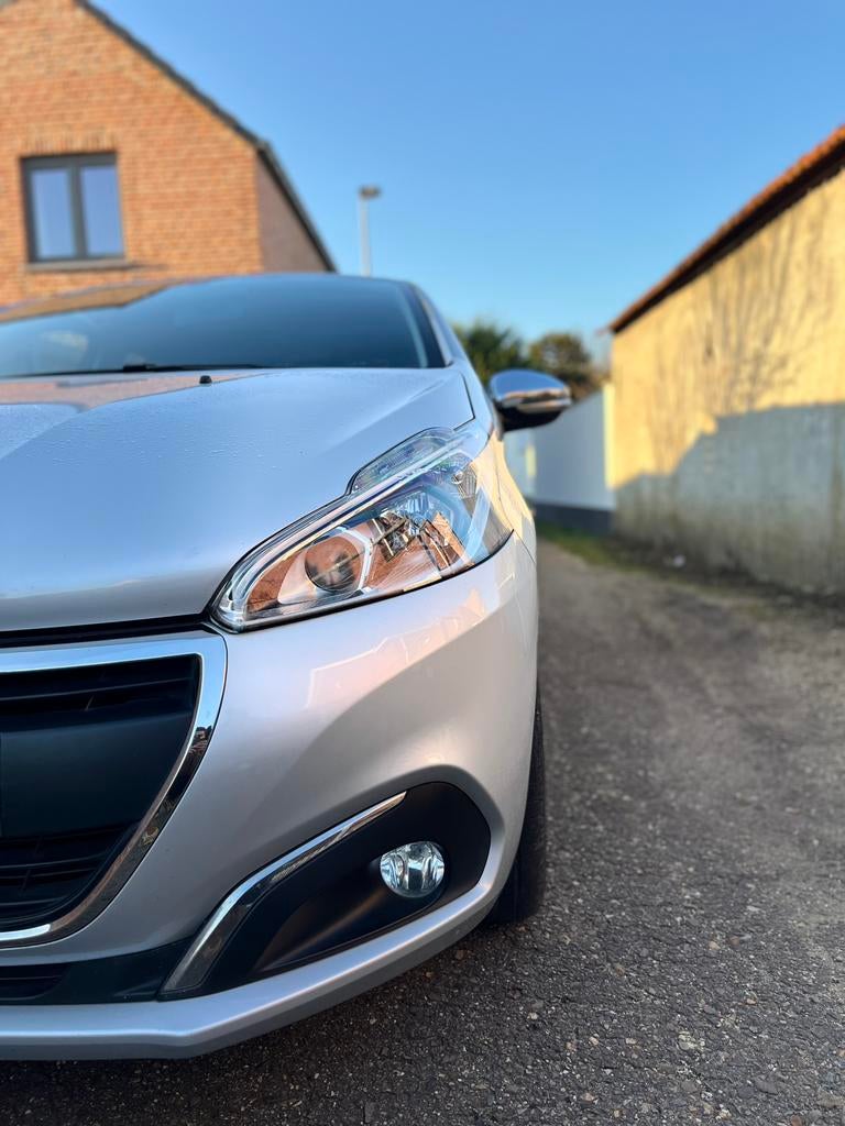Peugeot 208 Style *68000km* Euro 6b, Bluetooth, Euro 6, Bedrijf, Handgeschakeld
