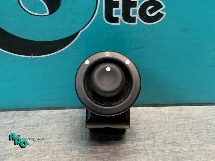 Commutateur rétroviseur d'un Renault Kangoo (Kangoo 01-), Autos : Pièces & Accessoires, Tableau de bord & Interrupteurs, Renault