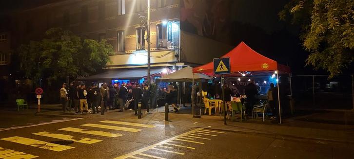 Een goed draaiende Eetcafe te koop voor overname.Topligging, Zakelijke goederen, Exploitaties en Overnames