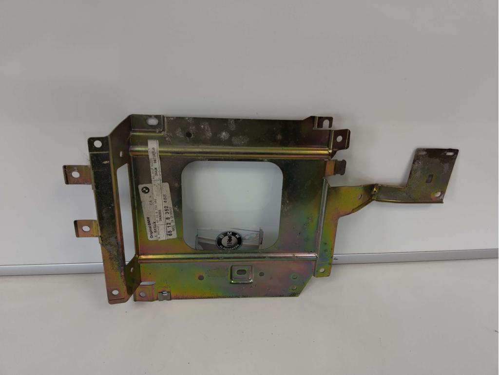 BMW 7 serie E38 montageplaat cd wisselaar/versterker, Enlèvement ou Envoi, Niet ingevuld, BMW, Niet ingevuld