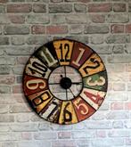 Retro-moderne klok - 60 cm in zeer fijn metaal, Huis en Inrichting, Woonaccessoires | Klokken, Ophalen