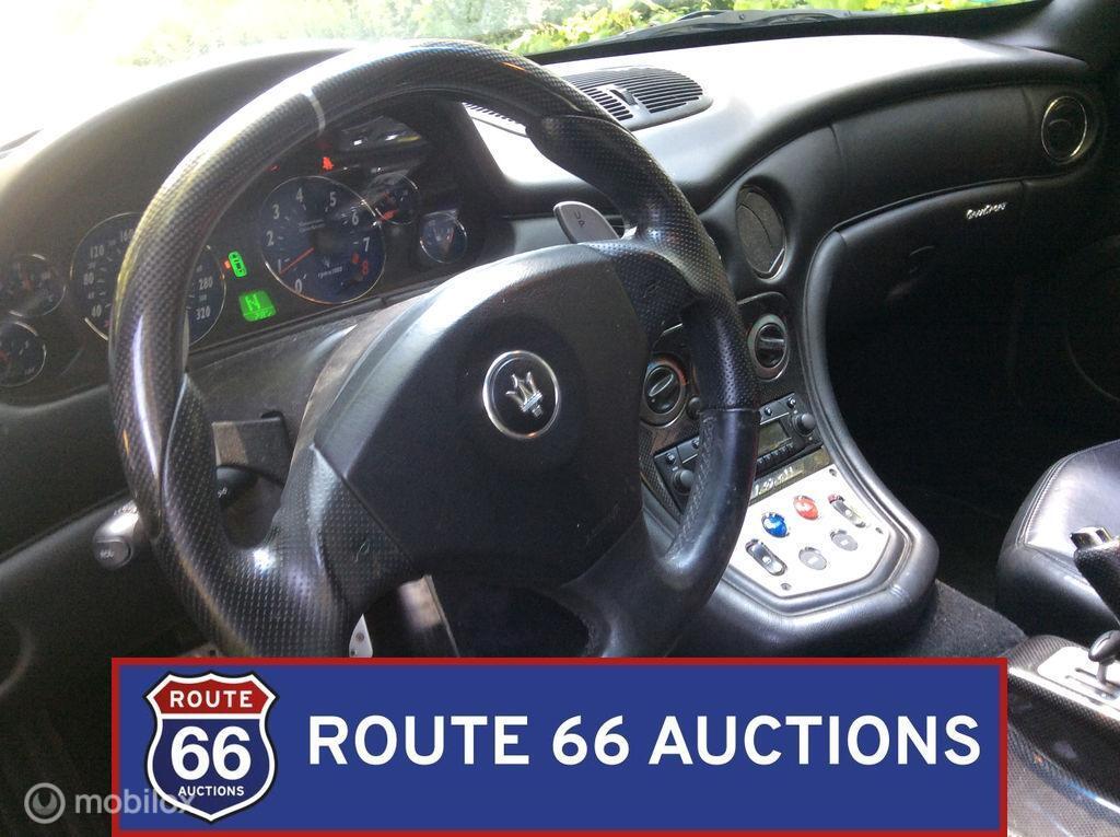 Maserati GranSport | 2006 | Route 66 Auctions, Auto's, Maserati, Gebruikt, Zwart, Bedrijf, Handgeschakeld