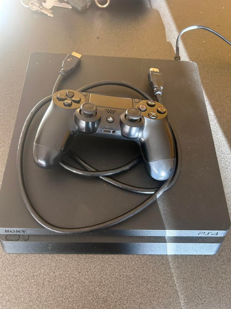 Ps4 console met 1 remote, Games en Spelcomputers, Ophalen, Met 1 controller, Original, 500 GB