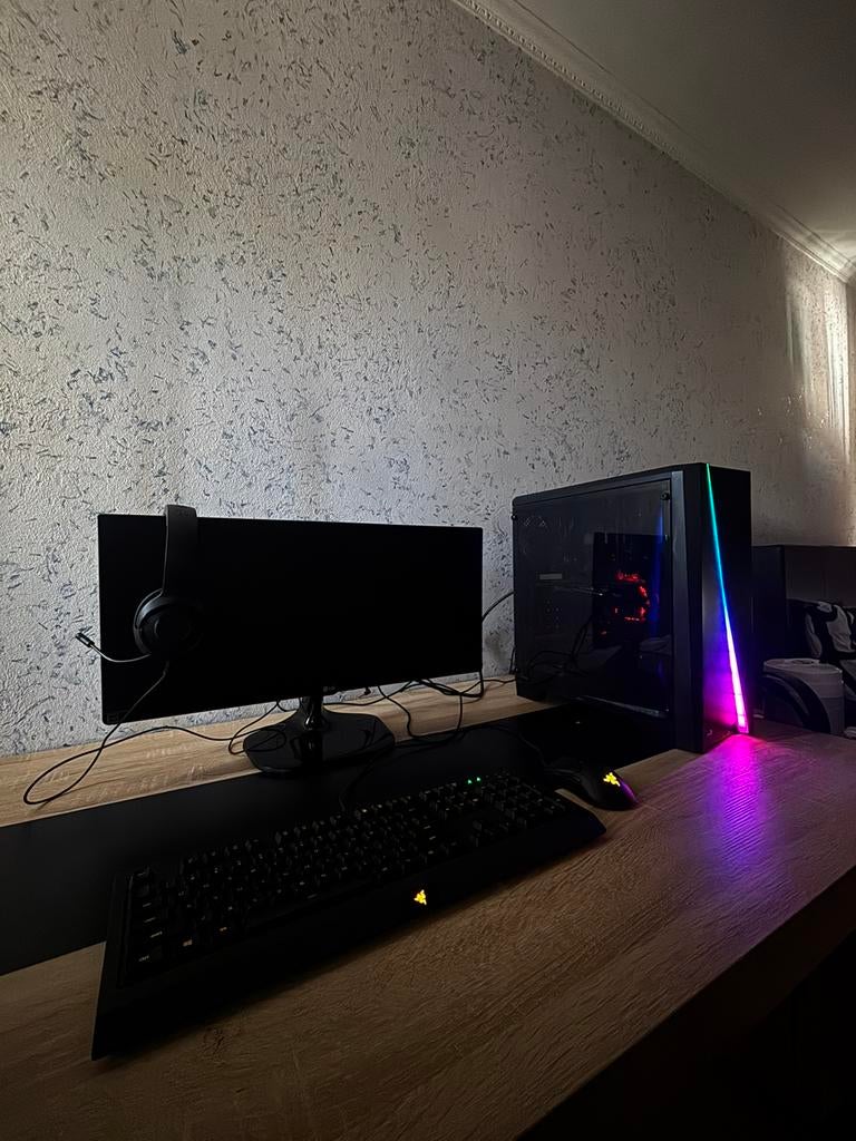 Gaming pc setup, Games en Spelcomputers, Games | Pc, Nieuw, Ophalen of Verzenden