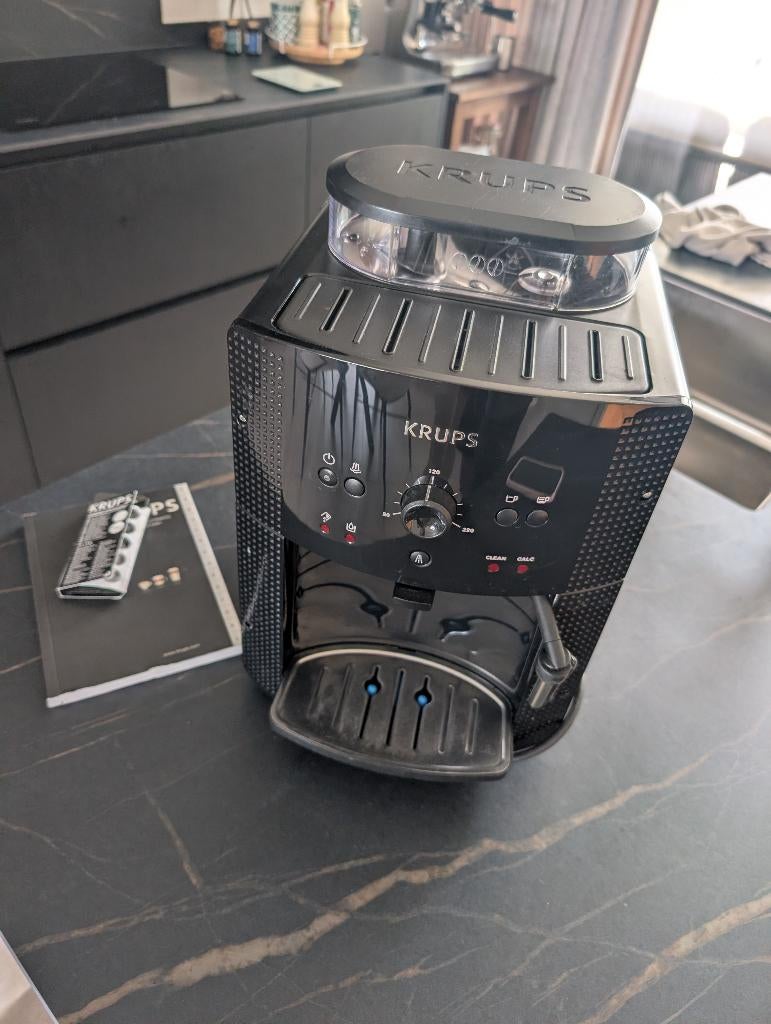 Koffiezetapparaat bonen krups, Elektronische apparatuur, Ophalen, Gebruikt, Koffiemachine, Koffiebonen