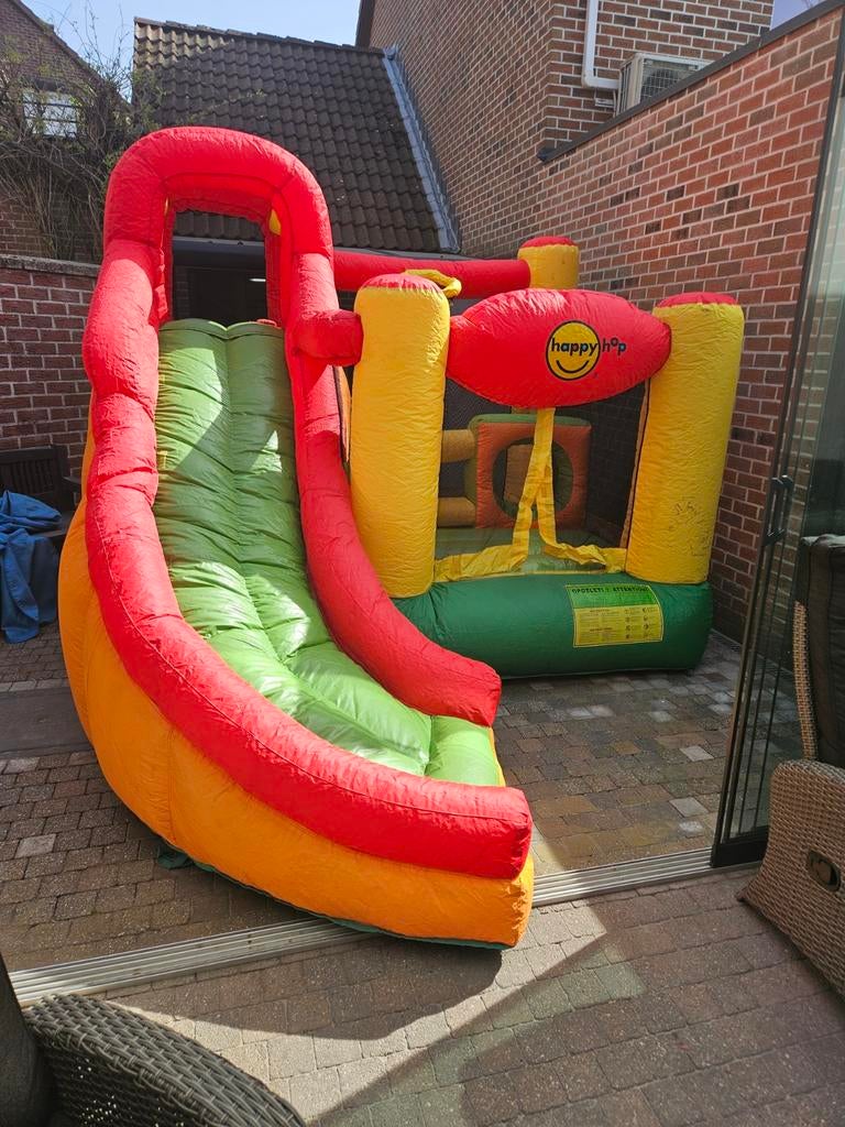 happy hop springkasteel, Enfants & Bébés, Jouets | Extérieur | Coussins gonflables, Enlèvement