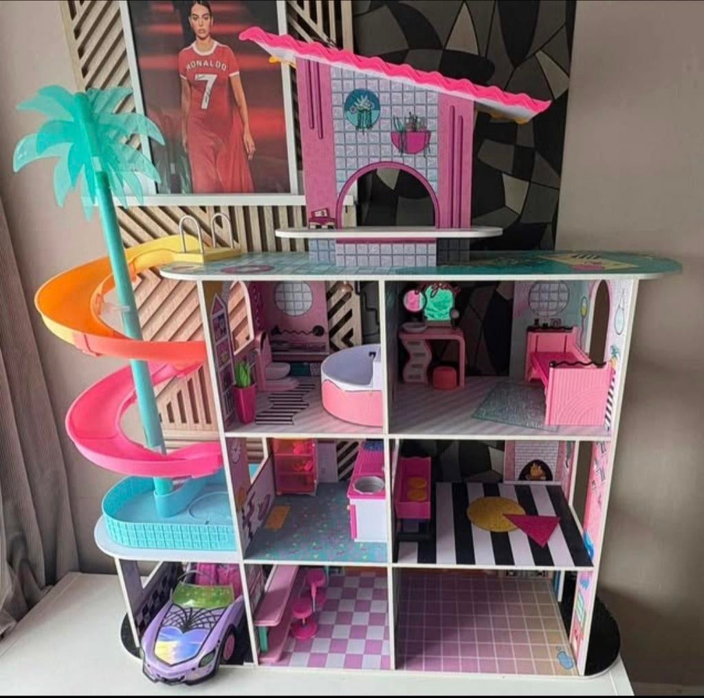 Maison de barbie, Enlèvement