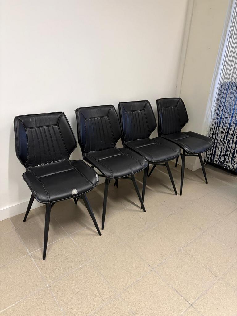 4 stoelen, Huis en Inrichting, Stoelen, Ophalen, Zo goed als nieuw