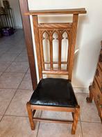 Te koop oude kerk stoel, Ophalen