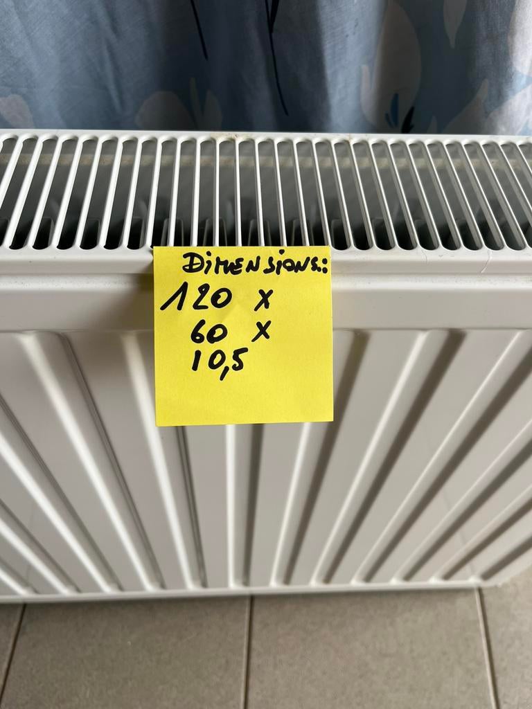 Radiateur comme neuf. Il a 2 ans., Doe-het-zelf en Bouw, Ophalen, Zo goed als nieuw, Radiator