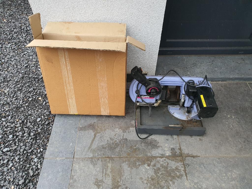 Scie à ruban Piranha pour métal + 6 scies pour travailler, Enlèvement, Comme neuf