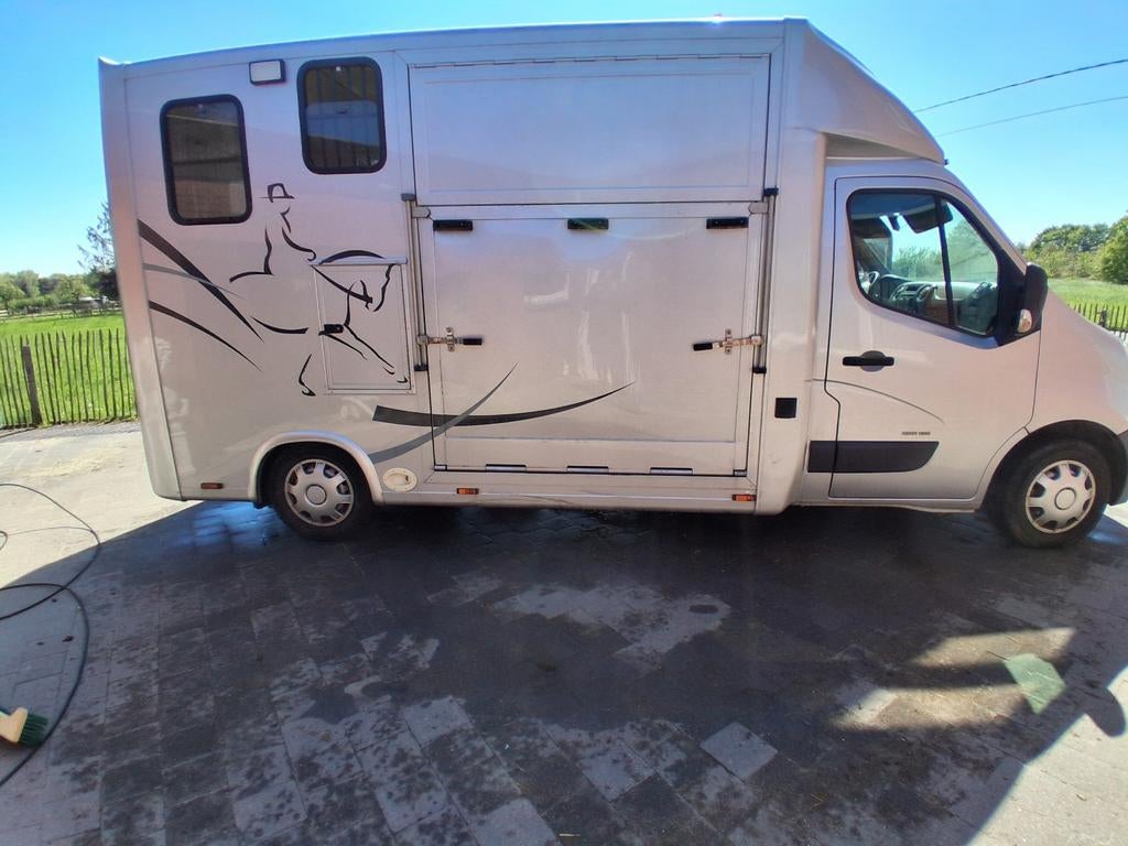 Camion à chevaux automatique (quelques km), Animaux & Accessoires, Enlèvement, Utilisé, Aluminium, Autres types