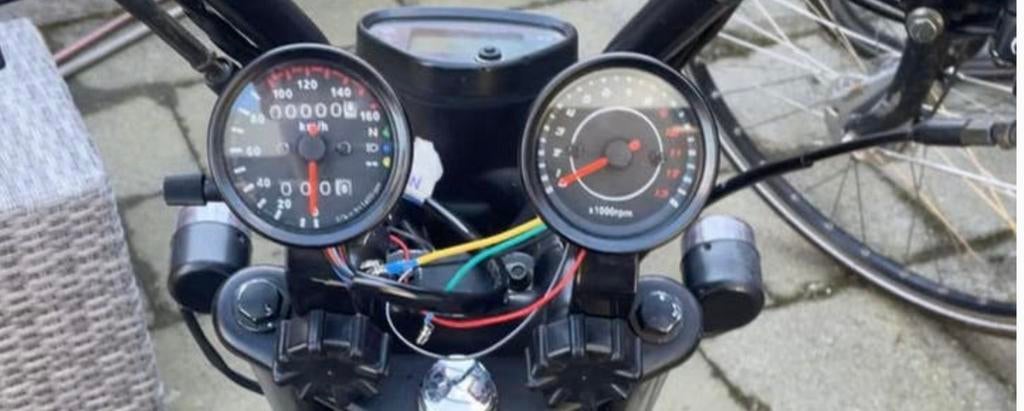 Compteur de vitesse/tachymètre, Enlèvement ou Envoi, Comme neuf