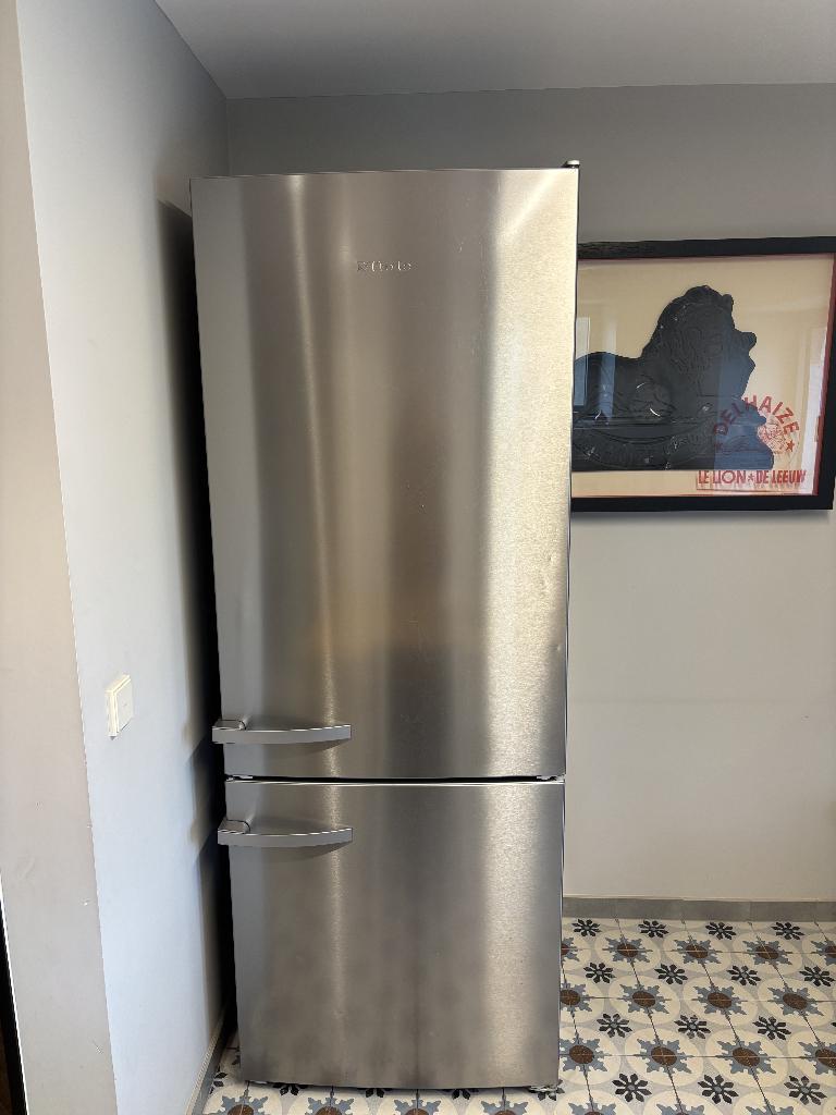 Combiné Réfrigérateur/Congélateur Miele, Electroménager, Réfrigérateurs & Frigos, Comme neuf, Avec compartiment congélateur, 200 litres ou plus