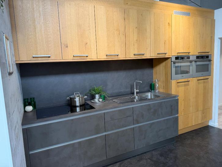 Toonzaalkeuken MET GARANTIE, Huis en Inrichting, Keuken | Complete keukens, Nieuw, Enkelwandige keuken, Greeploos, Ophalen
