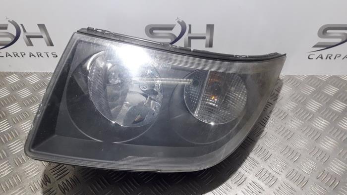 Phare droit d'un Volkswagen Crafter, Autos : Pièces & Accessoires, Éclairage, Volkswagen, Utilisé, 3 mois de garantie, Enlèvement ou Envoi