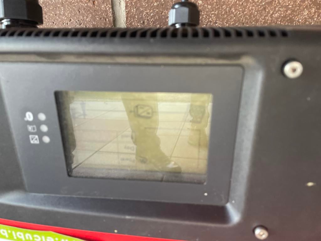 Omvormer zonnepanelen, Bricolage & Construction, Panneaux solaires & Accessoires, Enlèvement, Utilisé, Système complet