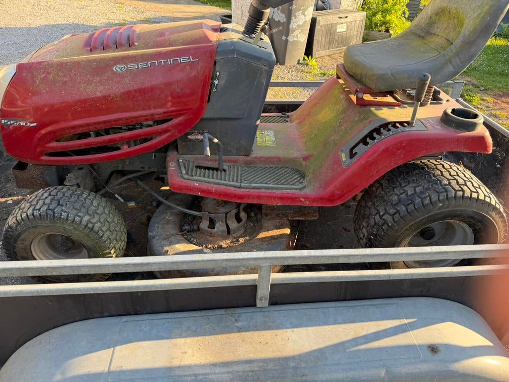 3 Tracteur tondeuse, Enlèvement, Comme neuf