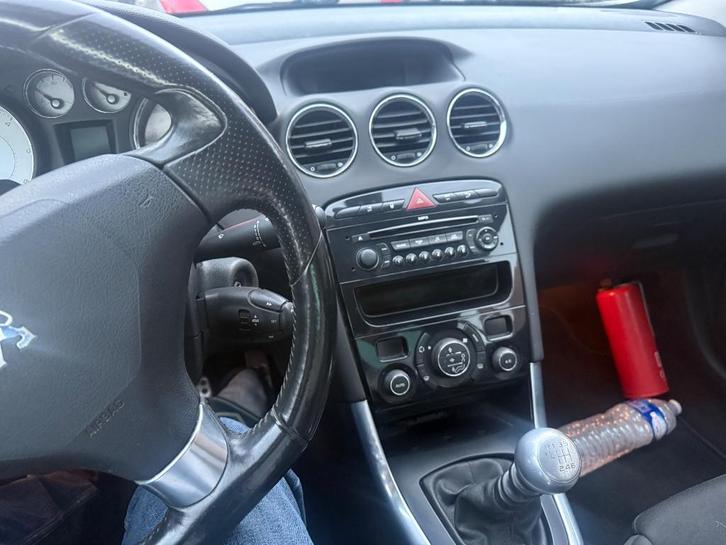 Peugeot 308 cc, Autos, Peugeot, Particulier, ABS, Airbags, Air conditionné, Ordinateur de bord, Verrouillage central, Air conditionné automatique