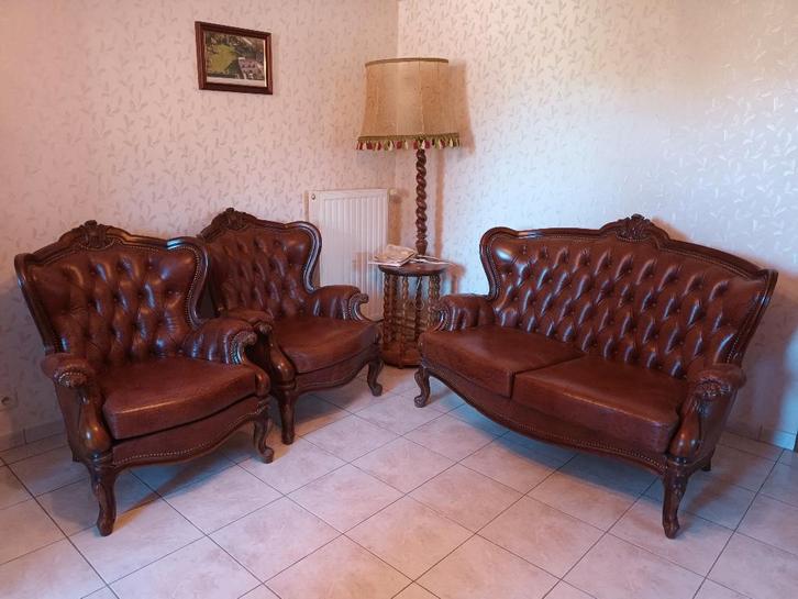 Fauteuils et canape Chesterfield, Maison & Meubles, Fauteuils, Comme neuf, Bois, Cuir, 50 à 75 cm, 150 cm ou plus, Enlèvement