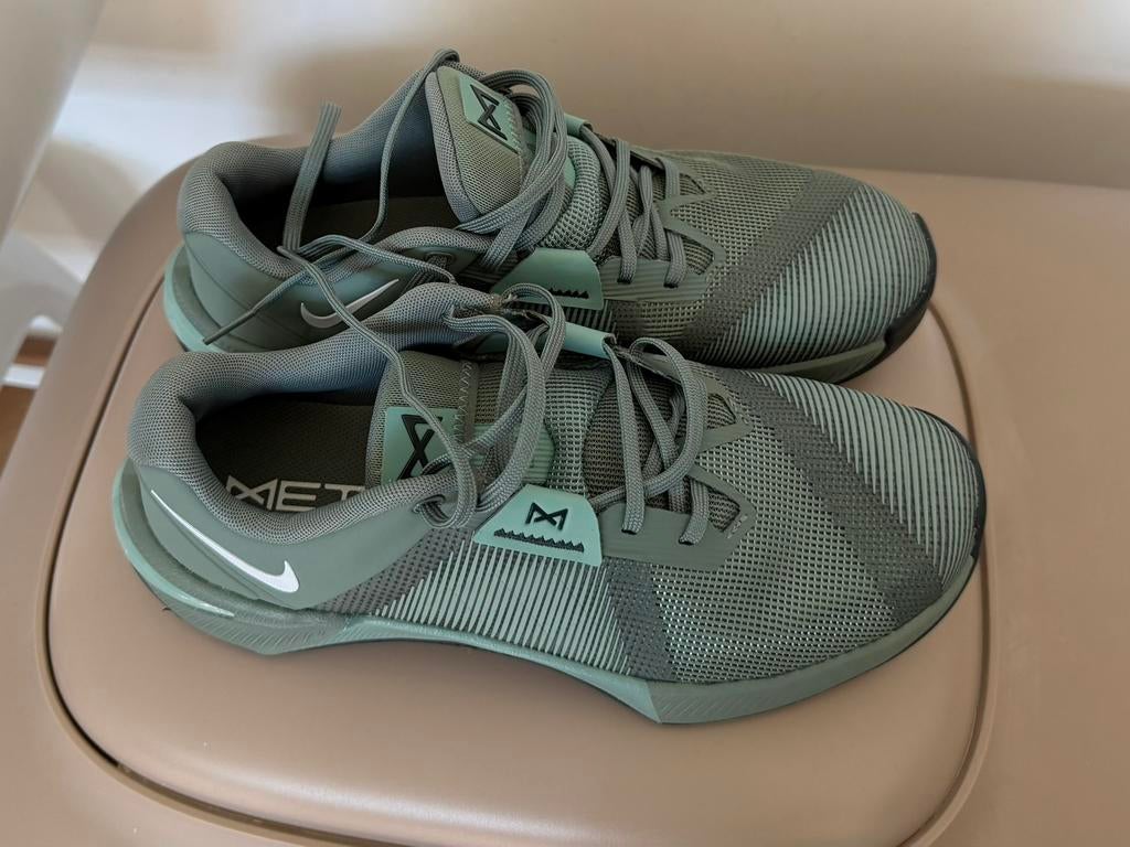 Baskets Nike Metcon 10 « vert argile » pour homme 42,5, Neuf, Nike, Chaussures de course à pied, Enlèvement