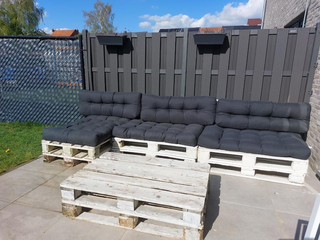 Loungeset met tafel en kussens