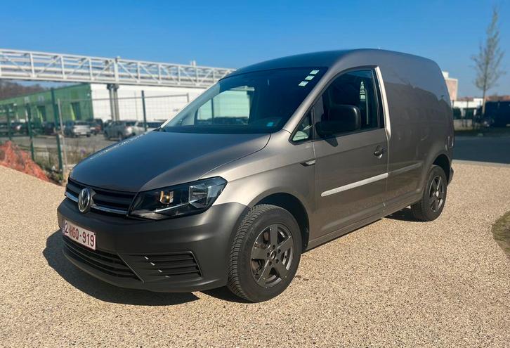 VW Caddy 2.0 TDI AUTOMATIQUE EURO 6b, Autos, Camionnettes & Utilitaires, Particulier, ABS, Airbags, Air conditionné, Bluetooth