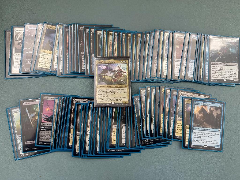 Geupgrade Cavalry Charge precon Sidar Jabari commander, Ophalen, Zo goed als nieuw, Speeldeck