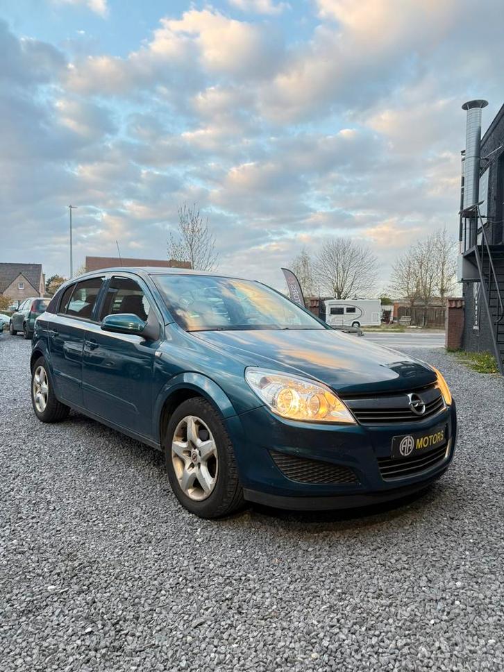 Opel astra H 124000km, Auto's, Opel, Bedrijf, Te koop, Astra, Airconditioning, Diesel, Euro 4, Berline, 5 deurs, Handgeschakeld