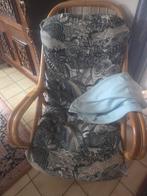 2 rieten stoelen plus tafel, Enlèvement