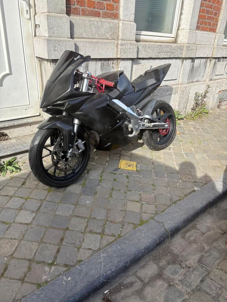 Derbi gpr classe b plus piece malossi es metrakit, Fietsen en Brommers, Brommers | Derbi, Ophalen, Zo goed als nieuw