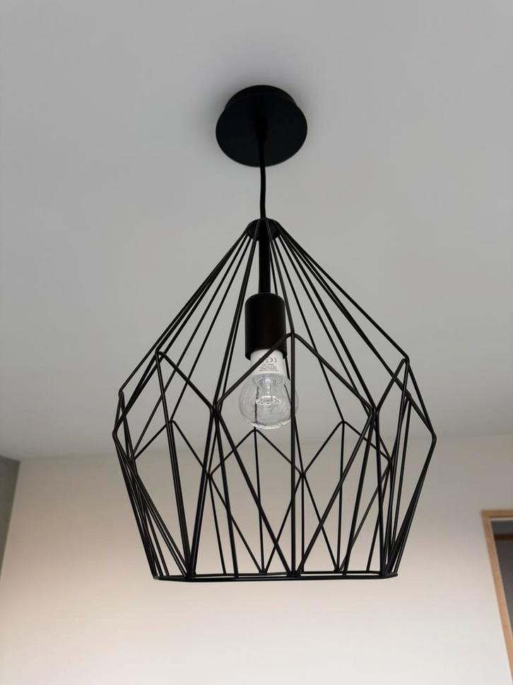 Lampe suspendue Eglo Carlton, Maison & Meubles, Lampes | Suspensions, Comme neuf, Enlèvement